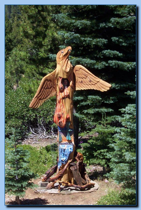 2 086 Totem Non Traditional Memorial Archive